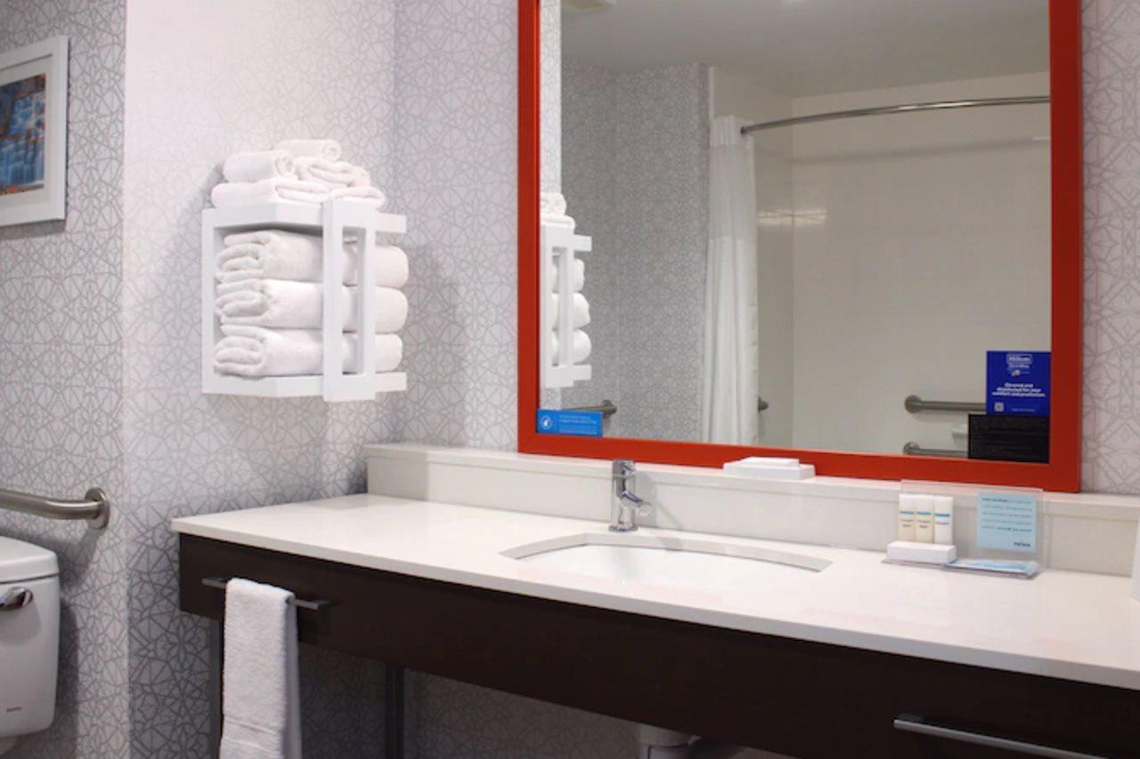 Hampton Inn Buffalo - 애머스트 외부 사진